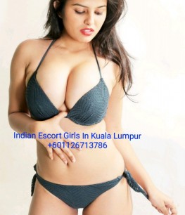 KL escort girl Aarti Busty Indian Escort